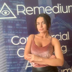 Meet your Posher, Mila